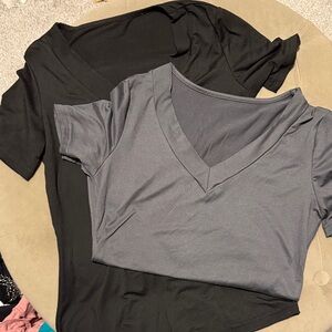 V-Neck Women's Tops - Black and Gray SET